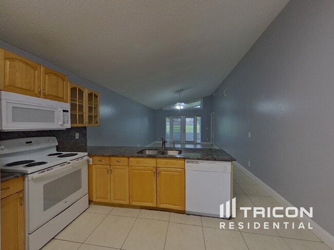 Building Photo - 7830 Copperfield Ct