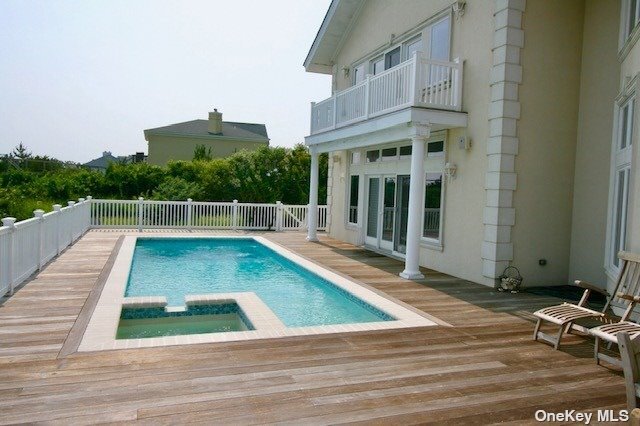 Building Photo - 605 Dune Rd