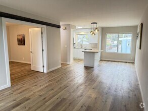 Building Photo - 155 15th St
