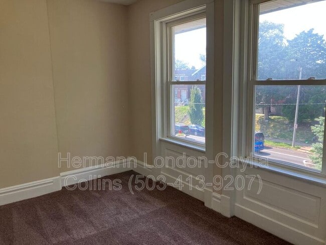 Building Photo - 4506 S Grand Blvd