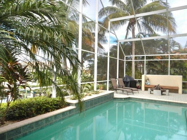 Foto del edificio - 811 W Henry St