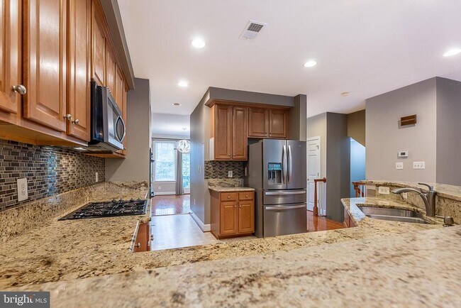 Foto del edificio - 117 Herndon Mill Cir