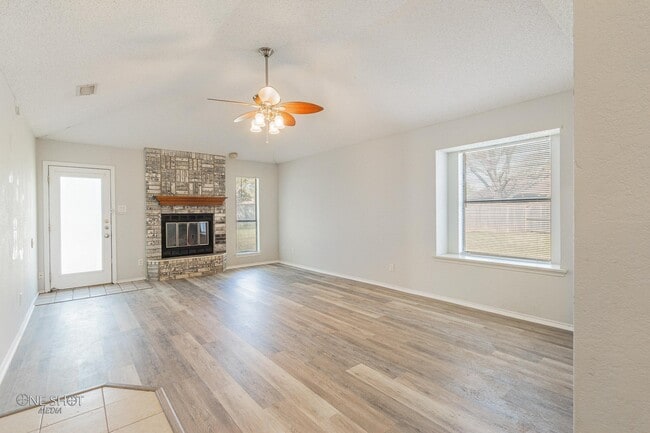 Foto del edificio - 2957 Oak Ridge Ct