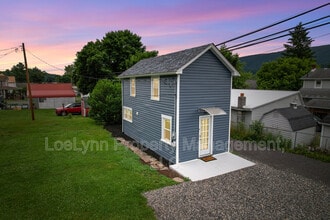 Building Photo - 14210 Temple St