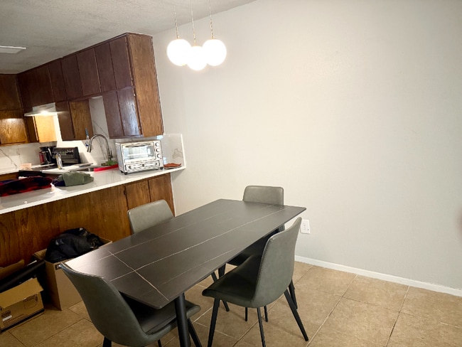 Photo - 2407 Ventura Dr Townhome