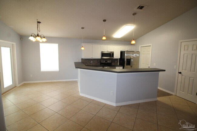 Foto del edificio - 354 Mizzen Ln