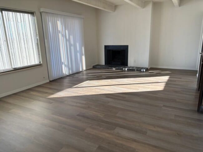 Photo - Dayton Green Condo