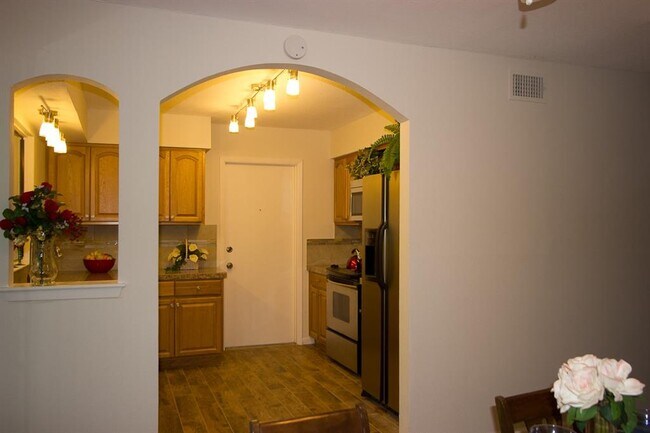 Foto del edificio - 5031 Fort Clark Dr