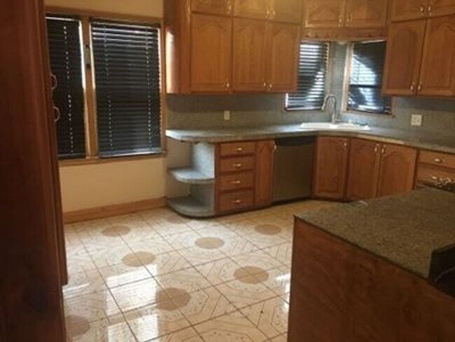 Foto del edificio - Charming 4BR House in Liberal