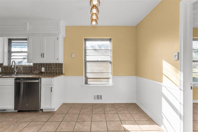 Foto del edificio - 2608 Meandering Way