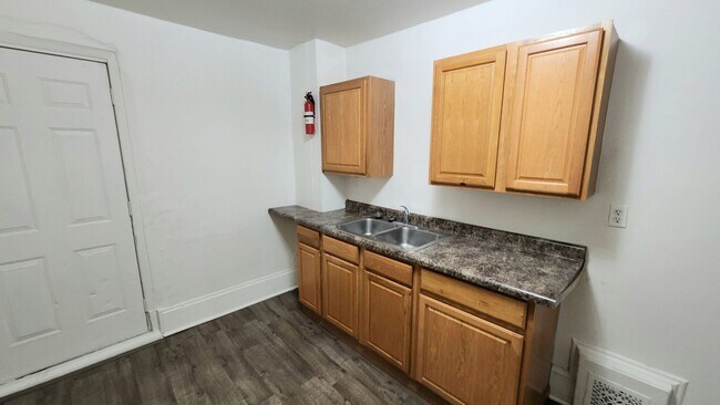 Building Photo - tf317