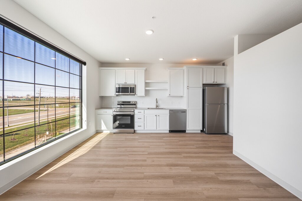 Foto principal - 1345 E Hickman Rd