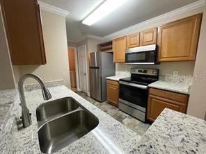 Building Photo - 18412 Bridle Club Dr