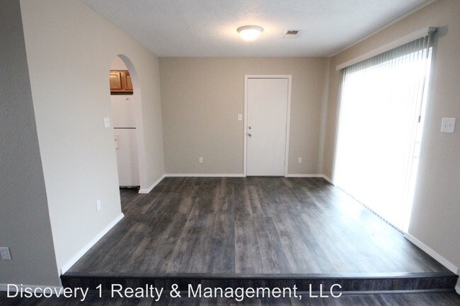 Building Photo - 3 br, 2 bath House - 679 Pecos Loop SE