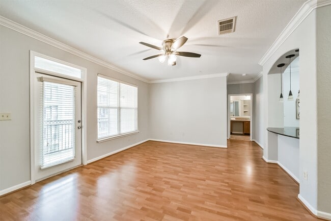 Building Photo - 1711 Old Spanish Trl