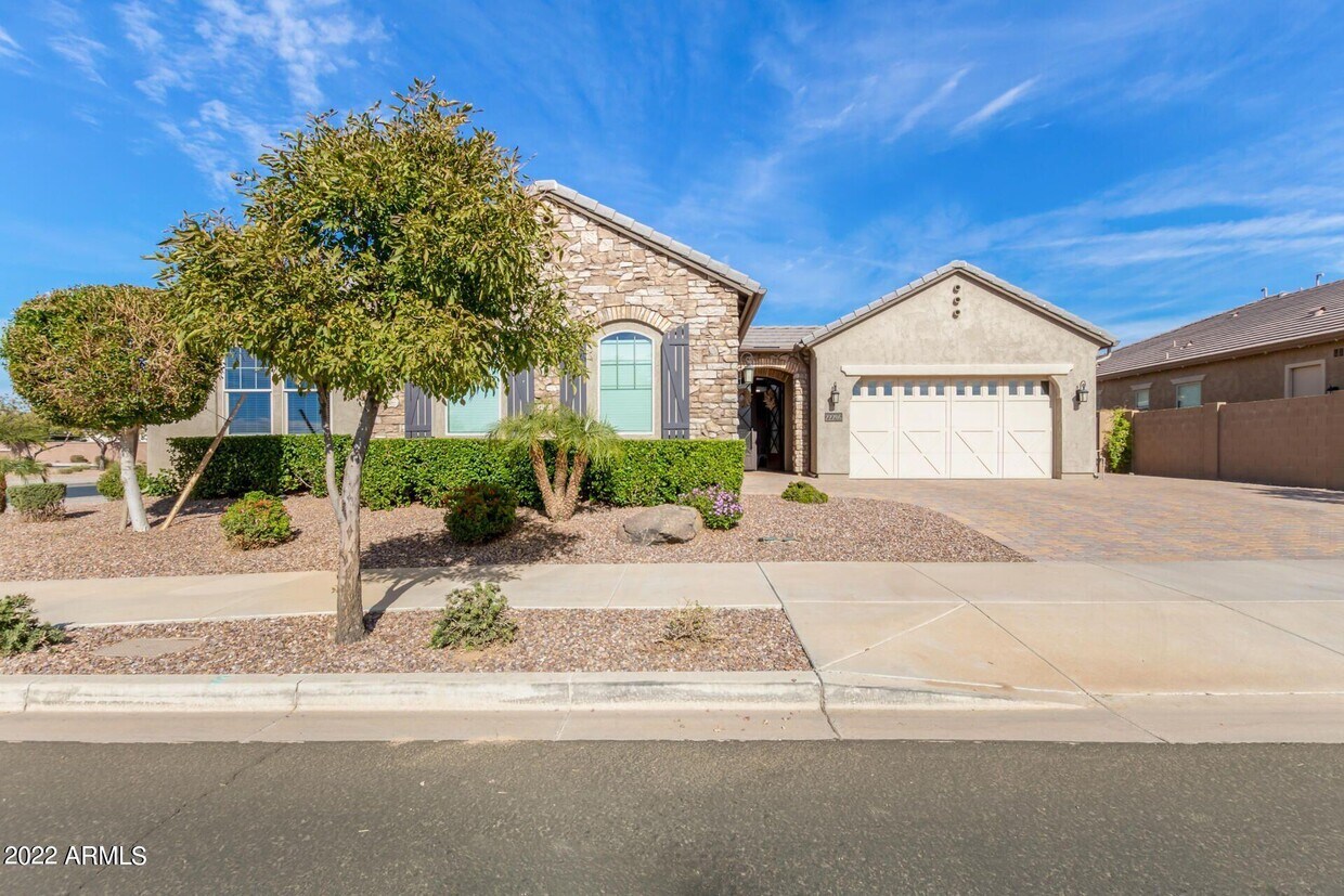 22206 E Russet Rd, Queen Creek, AZ 85242 House Rental in Queen Creek