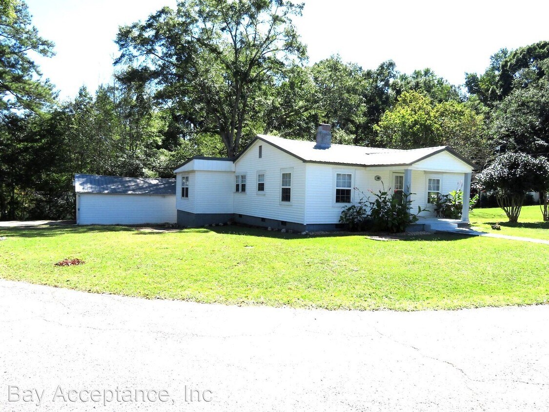 Primary Photo - 3 br, 1 bath House - 409 Watertower Road