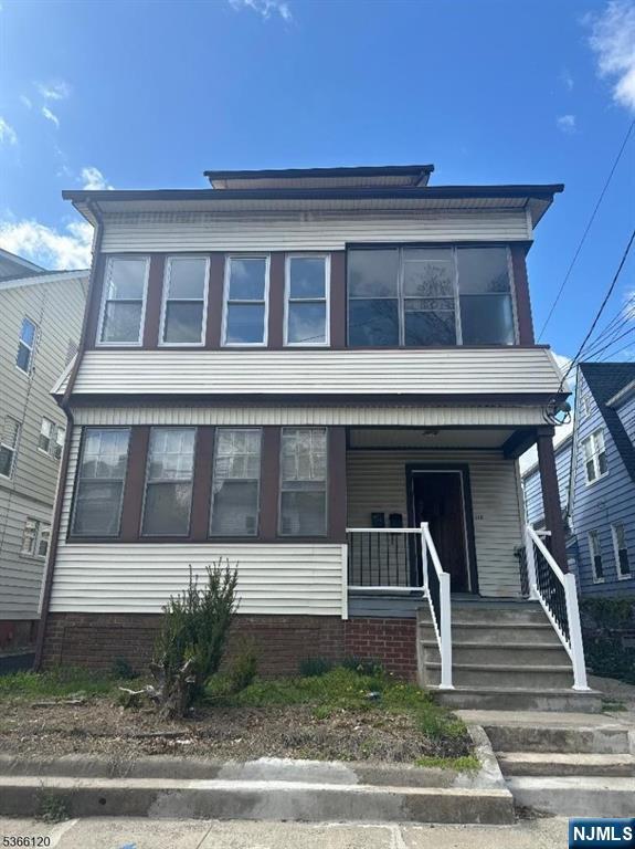 Primary Photo - 115 End Ave
