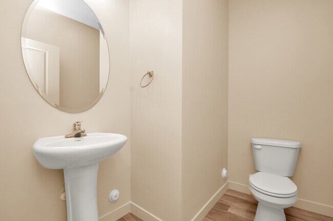 Foto del edificio - Alpine Townhomes