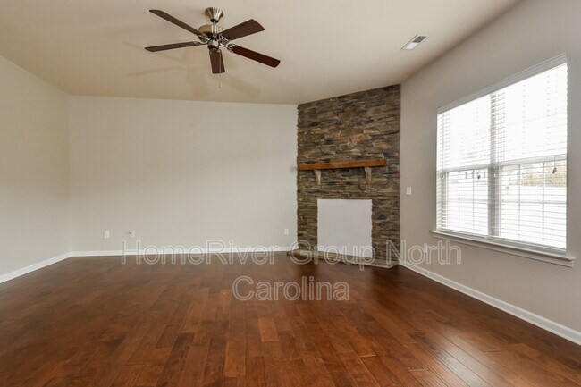 Building Photo - 2034 Perrin Ct