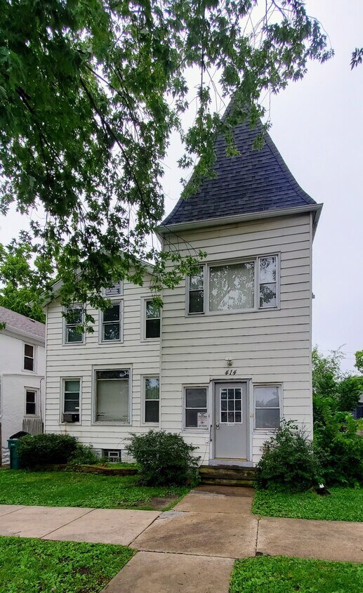 Primary Photo - 414 Oneida St