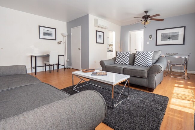 Living Room - 5405 5th Ave