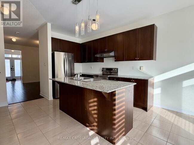 Building Photo - 111 Markview Rd