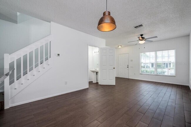 Building Photo - 29930 Playa Del Rey Ln