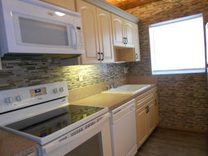 Building Photo - 5061 Lakefront Blvd