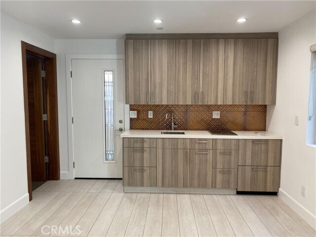 Foto del edificio - 2516 Alma Ave