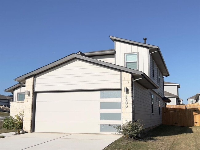 Foto del edificio - 2900 Egan Dr