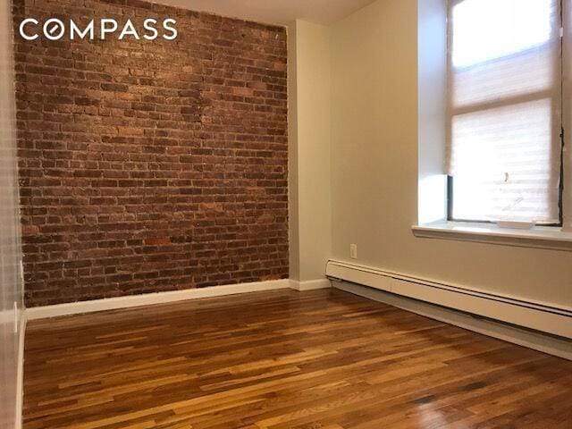 Building Photo - 1186 Putnam Ave