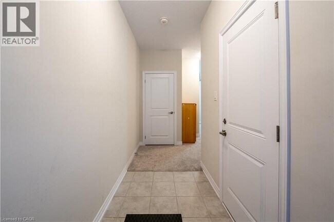 Photo du bâtiment - 10 Birmingham Dr