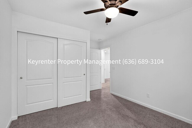 Foto del edificio - 335 Newbridge Wy
