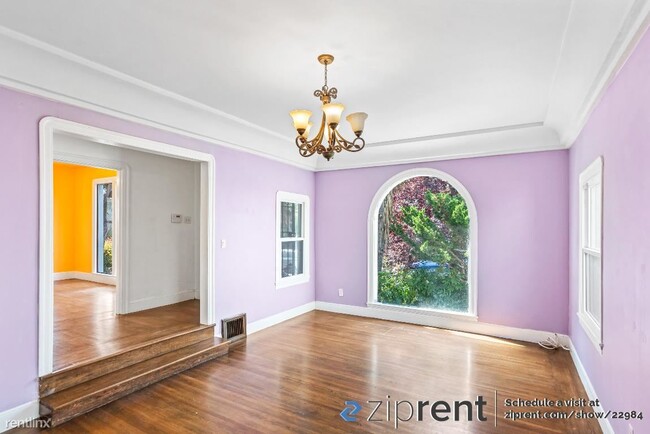 Foto del edificio - 3 br, 1.5 bath House - 4340 Fleming Avenue...