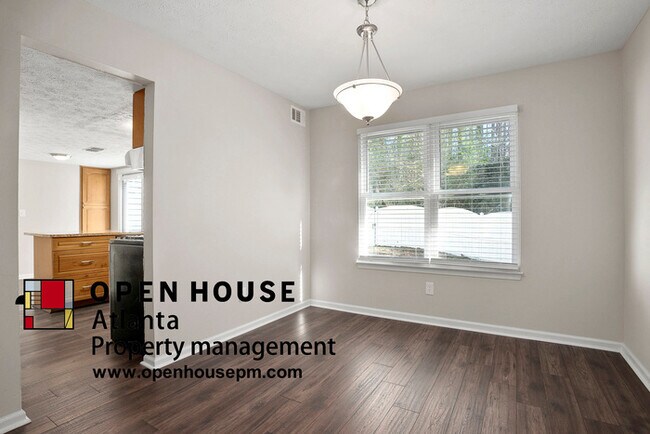 Building Photo - 105 Laurel Mill Ct Roswell