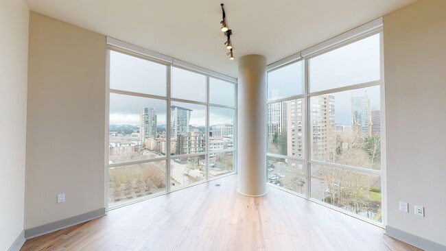 Interior Photo - TEN20