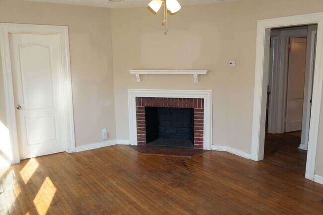 Foto del edificio - 583 Colonial Cir SE