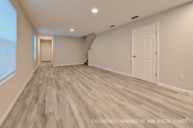 Building Photo - 8730 Berry Ave