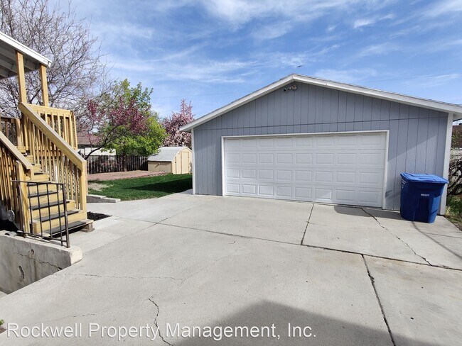 Building Photo - 4 br, 2 bath House - 4940 W 3850 S