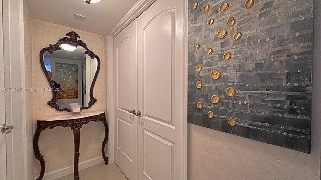Building Photo - 3180 S Ocean Dr