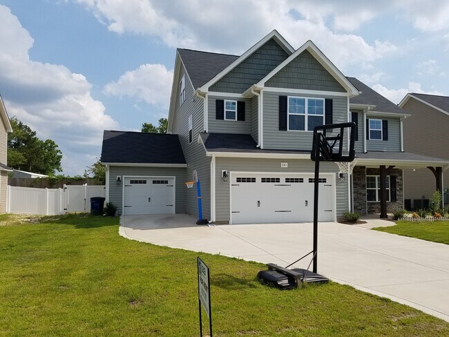 Foto del edificio - Room to Grow in Raeford