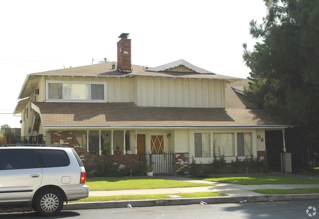 Building Photo - 108 N 4th St