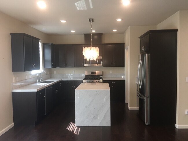 Foto del edificio - Gorgeous Townhouse - Built 2017 Southwest ...