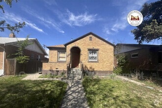 Building Photo - 2665 S Lincoln St