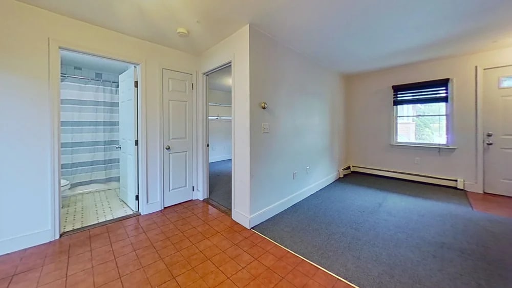 Primary Photo - 230 Washington St