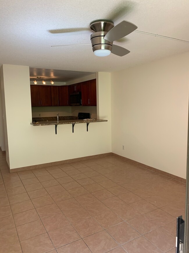 Building Photo - Kihei Shores