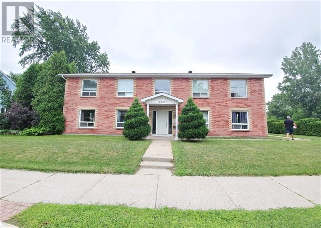 1026 Second St W, Cornwall, ON K6J 1J1 House for Rent in Cornwall, ON