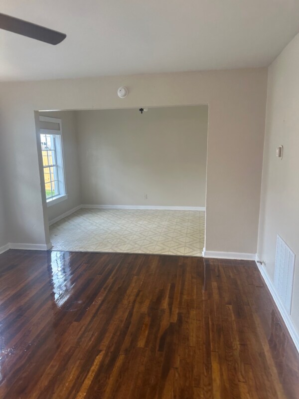 Building Photo - 3804 Lasker Ave