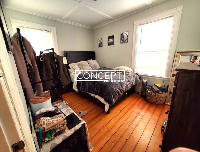 Foto del edificio - 381 Highland Ave